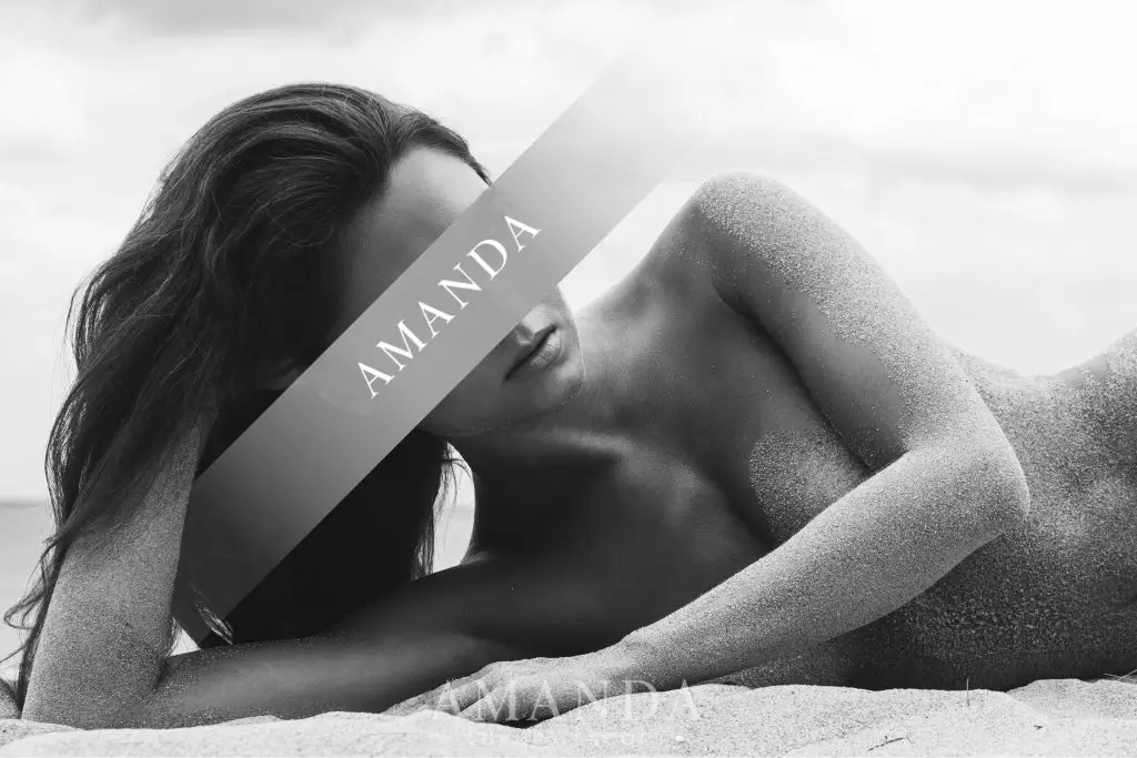 Modernes Highclass Escort Model Noemi in Zürich – frische Eleganz luxuriös leicht stilvoll