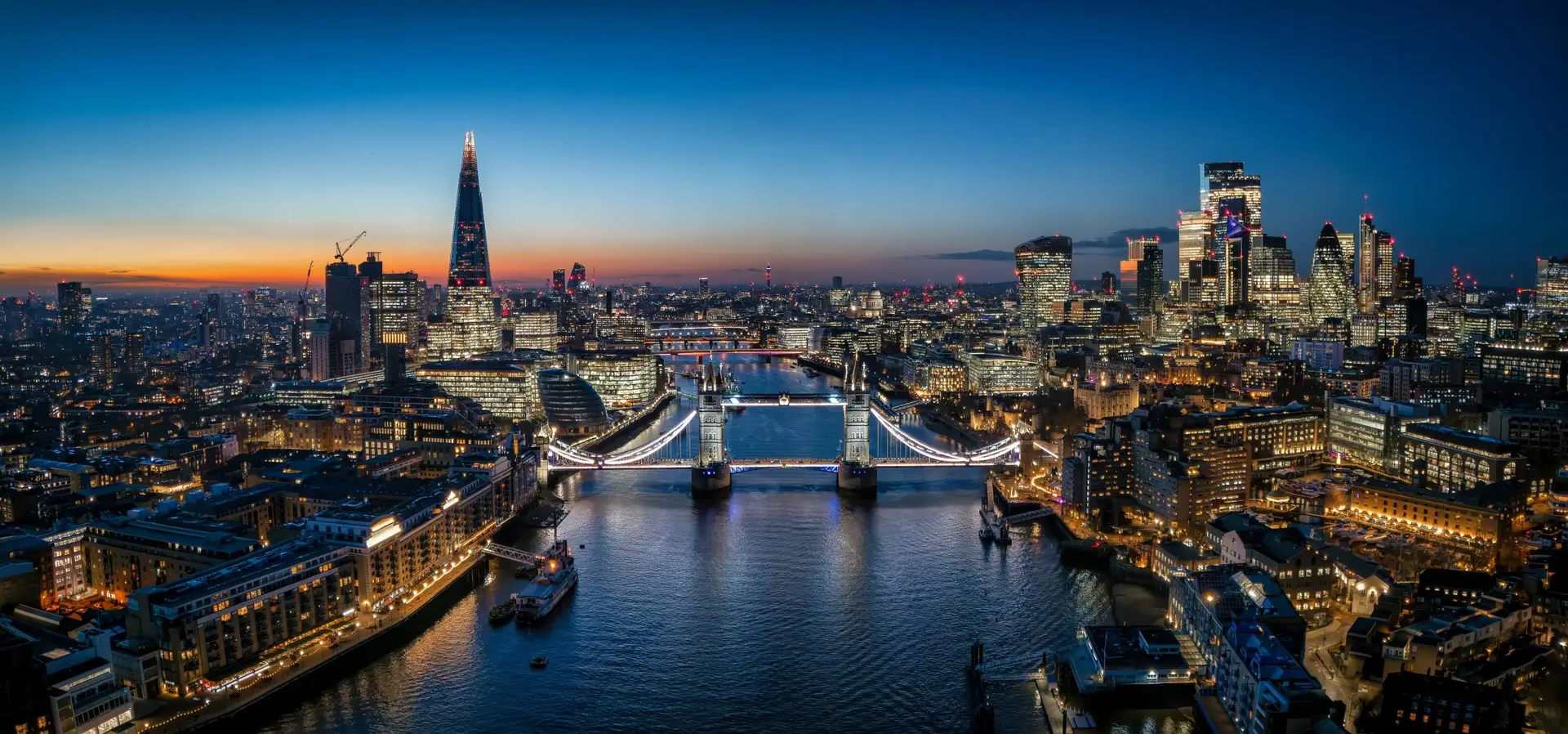 Ikonische Skyline von London – internationale Weltmetropole für exklusive Highclass Begleitung