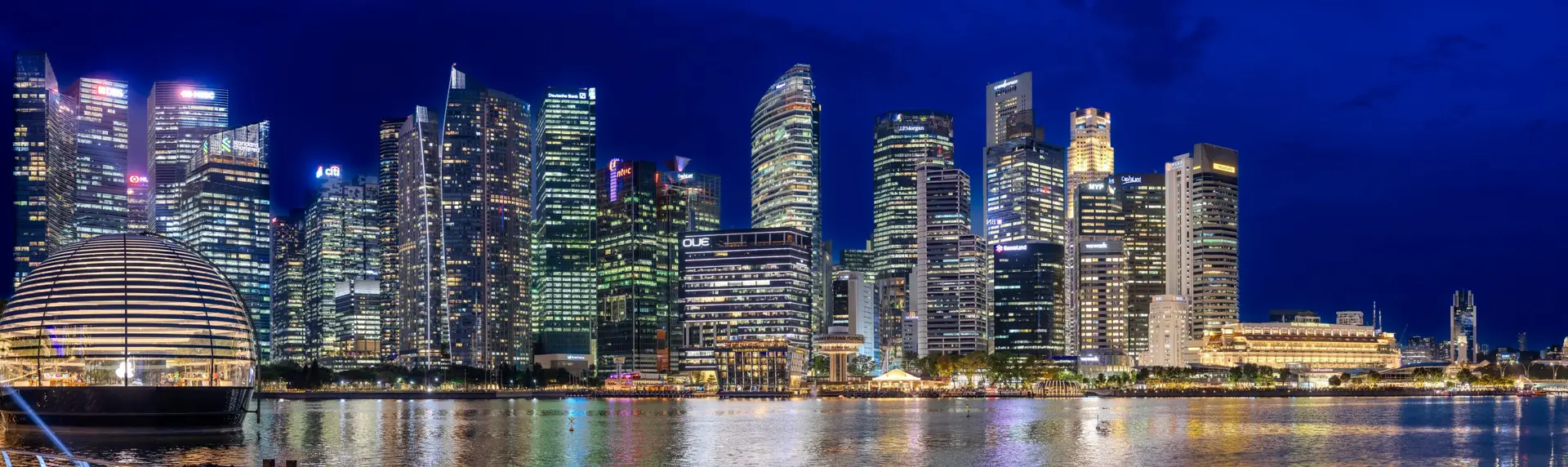 Moderne Skyline von Singapore – exklusive Weltmetropole für internationale Highclass Begleitung und Luxusreisen